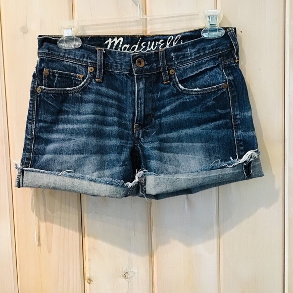 Madewell Pants - Madewell cut off jean shorts